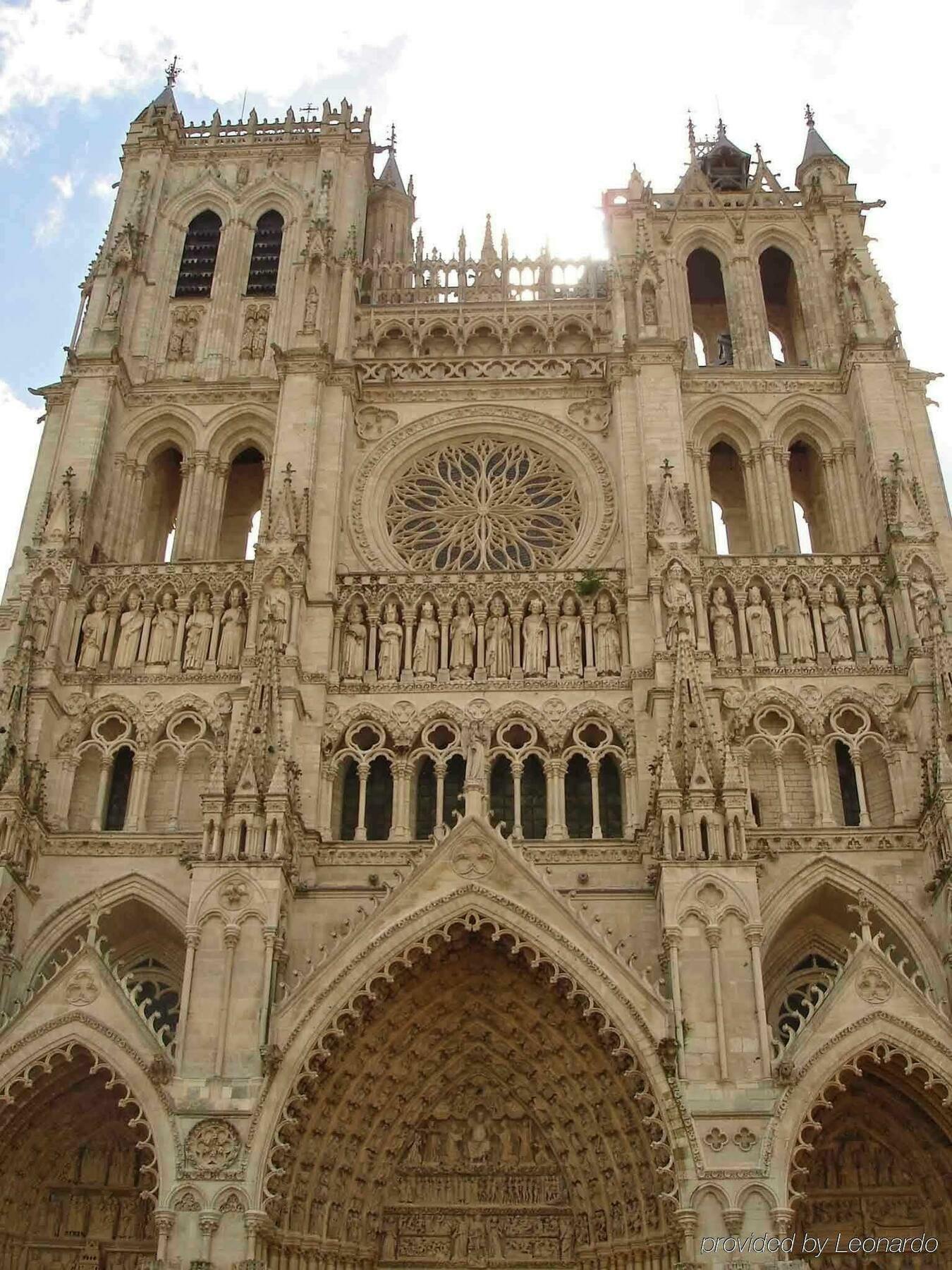 B&B HOTEL Amiens Centre Cathédrale Exterior foto